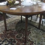 500 5260 DINING TABLE